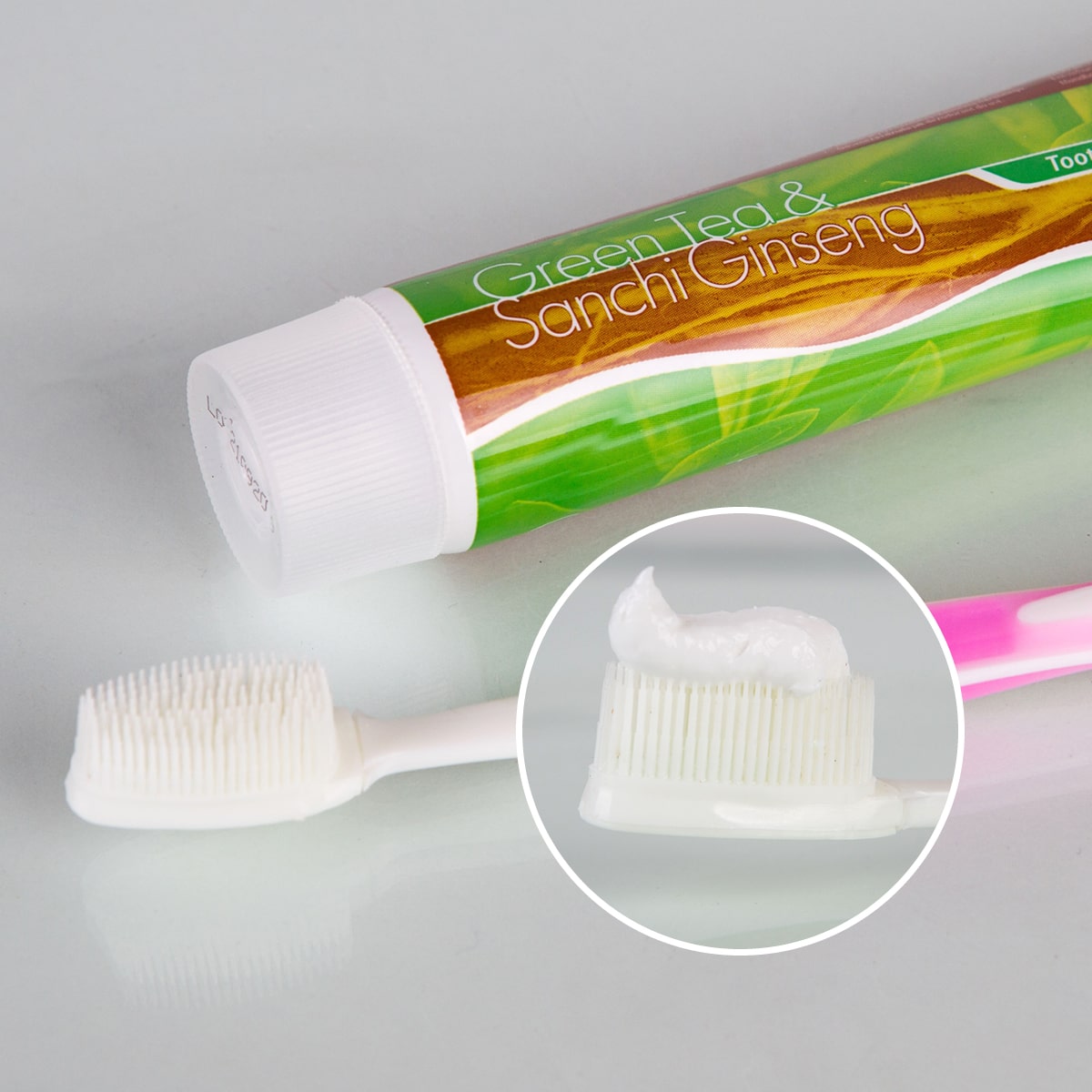 Паста за заби “Зелен чај и женшен Санчи” , 120 гр.